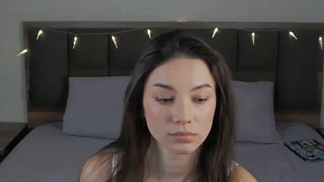 Snapshot of sinthiaroze chatting on 03-01-25, 02:02 sinthiaroze online show from 03-01-25, 02:02