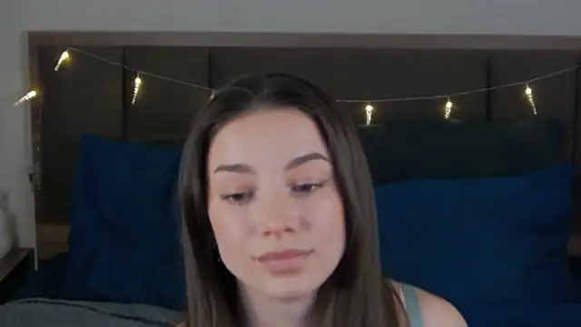 Snapshot of sinthiaroze chatting on 03-15-25, 03:48 sinthiaroze online show from 03-15-25, 03:48