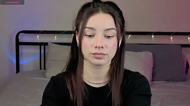 Snapshot of sinthiaroze chatting on 10-27-25, 07:29 sinthiaroze online show from 10-27-25, 07:29