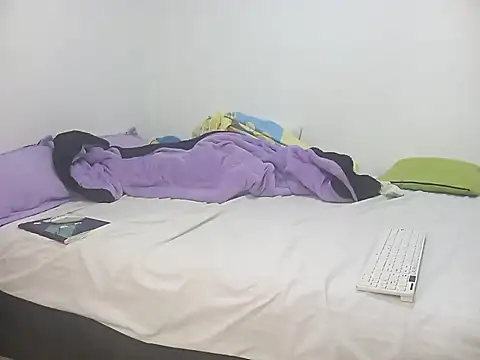 danidiazto2023 online show from 02-13-25, 08:03