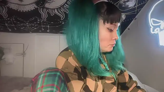 FRRANNKIE online show from 02-18-25, 07:54