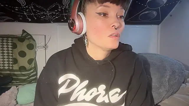 FRRANNKIE online show from 03-21-25, 03:46