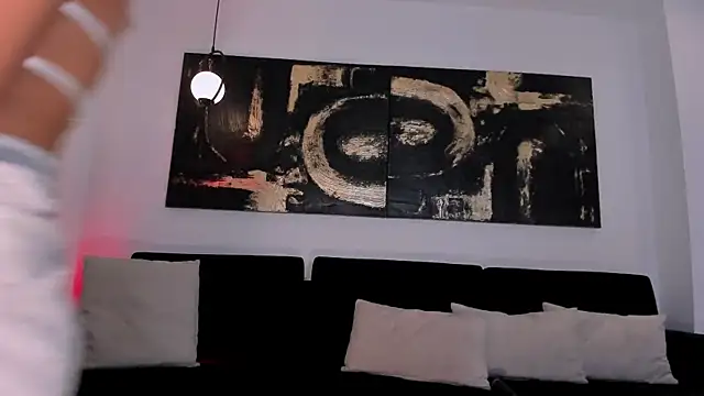 DannaCruz online show from 03-07-25, 10:32