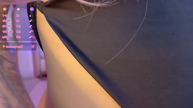 Snapshot of valkiria_moore chatting on 09-09-25, 08:08 valkiria moore online show from 09-09-25, 08:08