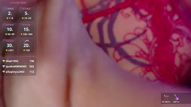 Snapshot of valkiria_moore chatting on 11-06-25, 07:48 valkiria moore online show from 11-06-25, 07:48