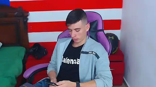 Snapshot of DEIBY_BABY chatting on 12-06-24, 02:02 DEIBY BABY online show from 12-06-24, 02:02