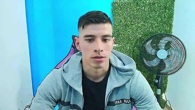 Snapshot of DEIBY_BABY chatting on 02-09-25, 10:32 DEIBY BABY online show from 02-09-25, 10:32