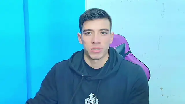 Snapshot of DEIBY_BABY chatting on 02-23-25, 10:42 DEIBY BABY online show from 02-23-25, 10:42