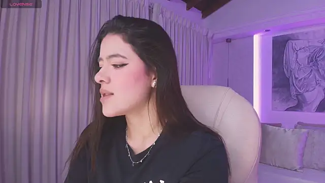 Snapshot of nathalie_rivers chatting on 11-03-25, 11:11 nathalie rivers online show from 11-03-25, 11:11