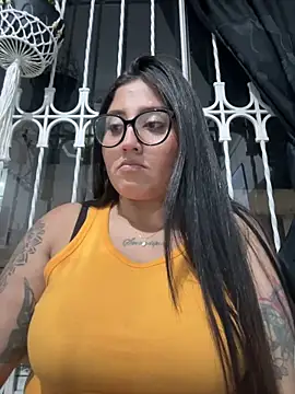 croftsmila online show from 10-17-25, 12:01