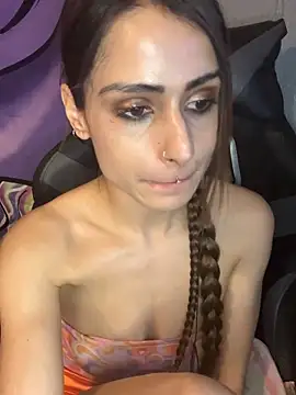 Snapshot of LaPetitechienne1 chatting on 01-01-25, 02:41 LaPetitechienne1 online show from 01-01-25, 02:41