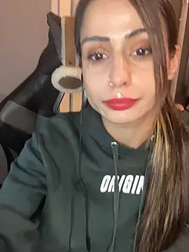 Snapshot of LaPetitechienne1 chatting on 01-13-25, 05:02 LaPetitechienne1 online show from 01-13-25, 05:02