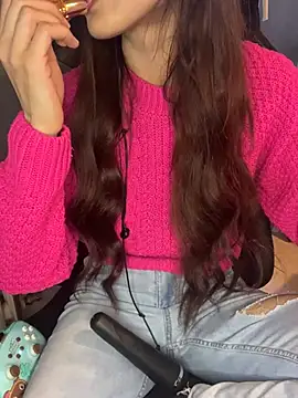 Snapshot of LaPetitechienne1 chatting on 01-17-25, 02:07 LaPetitechienne1 online show from 01-17-25, 02:07