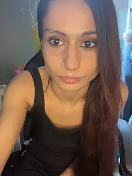 Snapshot of LaPetitechienne1 chatting on 01-21-25, 08:19 LaPetitechienne1 online show from 01-21-25, 08:19