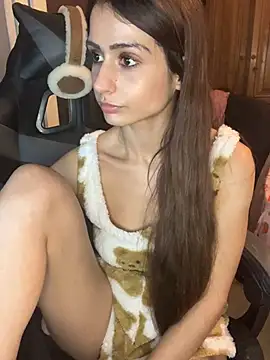 Snapshot of LaPetitechienne1 chatting on 01-26-25, 01:09 LaPetitechienne1 online show from 01-26-25, 01:09