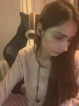 Snapshot of LaPetitechienne1 chatting on 01-27-25, 05:26 LaPetitechienne1 online show from 01-27-25, 05:26