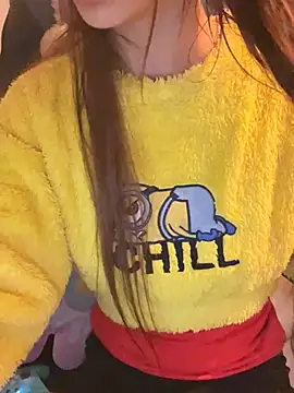 Snapshot of LaPetitechienne1 chatting on 02-06-25, 04:25 LaPetitechienne1 online show from 02-06-25, 04:25