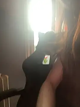 Snapshot of LaPetitechienne1 chatting on 02-10-25, 03:10 LaPetitechienne1 online show from 02-10-25, 03:10