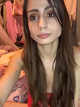 Snapshot of LaPetitechienne1 chatting on 02-16-25, 01:03 LaPetitechienne1 online show from 02-16-25, 01:03