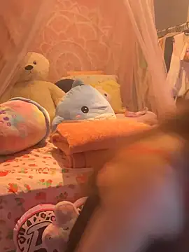 Snapshot of LaPetitechienne1 chatting on 03-01-25, 12:39 LaPetitechienne1 online show from 03-01-25, 12:39