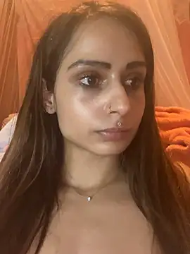 Snapshot of LaPetitechienne1 chatting on 03-08-25, 11:18 LaPetitechienne1 online show from 03-08-25, 11:18