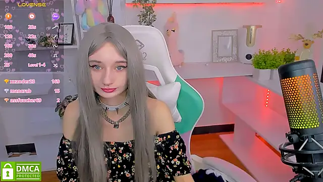 Katia Kim online show from 02-11-25, 09:42