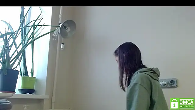 Sophi Cute online show from 11-16-25, 12:00