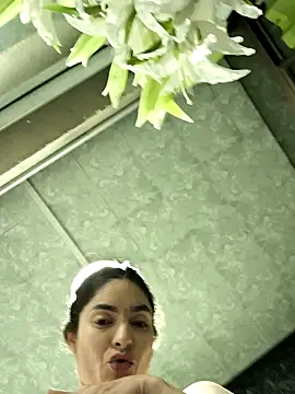 Sam Sara online show from 10-21-25, 01:17