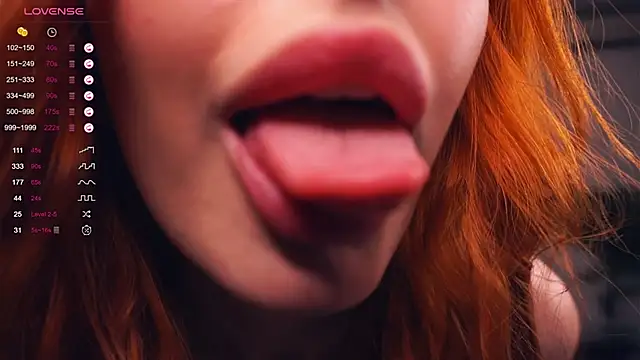 Snapshot of SofyBruno chatting on 01-28-25, 05:22 SofyBruno online show from 01-28-25, 05:22