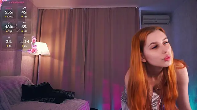 Snapshot of SofyBruno chatting on 03-06-25, 05:24 SofyBruno online show from 03-06-25, 05:24