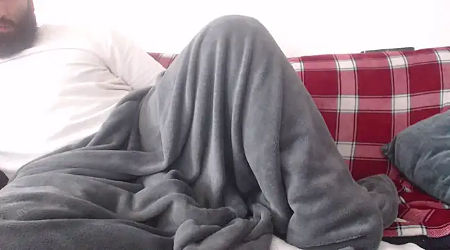 Snapshot of hugemachohandsome chatting on 01-13-25, 12:13 hugemachohandsome online show from 01-13-25, 12:13