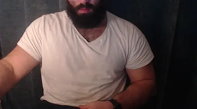 Snapshot of hugemachohandsome chatting on 01-16-25, 03:02 hugemachohandsome online show from 01-16-25, 03:02