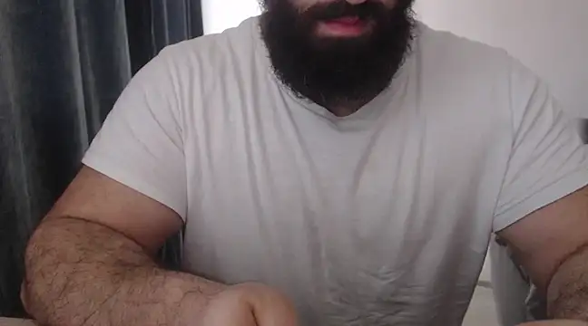 Snapshot of hugemachohandsome chatting on 03-10-25, 07:21 hugemachohandsome online show from 03-10-25, 07:21