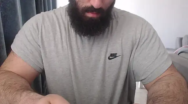 Snapshot of hugemachohandsome chatting on 03-14-25, 10:07 hugemachohandsome online show from 03-14-25, 10:07