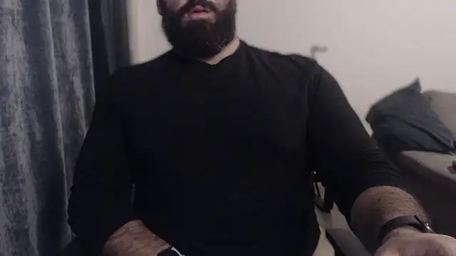 Snapshot of hugemachohandsome chatting on 09-18-25, 09:50 hugemachohandsome online show from 09-18-25, 09:50