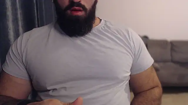 Snapshot of hugemachohandsome chatting on 10-21-25, 09:37 hugemachohandsome online show from 10-21-25, 09:37