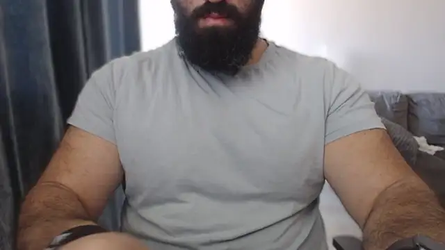 Snapshot of hugemachohandsome chatting on 11-05-25, 08:36 hugemachohandsome online show from 11-05-25, 08:36