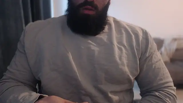 Snapshot of hugemachohandsome chatting on 11-24-25, 02:06 hugemachohandsome online show from 11-24-25, 02:06