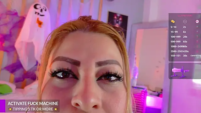 Snapshot of Miss_Pawi chatting on 10-27-25, 05:28 Miss Pawi online show from 10-27-25, 05:28