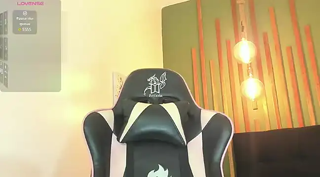 RebeccaSexx online show from 03-09-25, 03:32