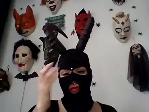 Snapshot of FeticheMacabre chatting on 12-08-24, 02:41 FeticheMacabre online show from 12-08-24, 02:41