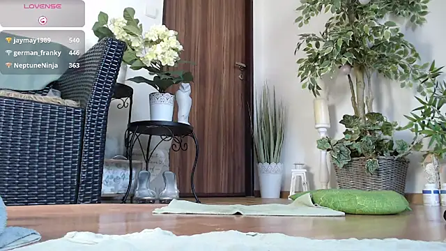 Squirtmania online show from 03-09-25, 07:45