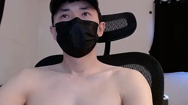 Snapshot of twbobo00715 chatting on 03-08-25, 05:54 twbobo00715 online show from 03-08-25, 05:54