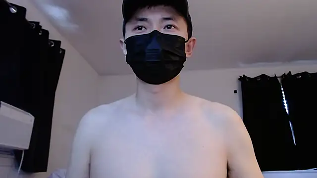 Snapshot of twbobo00715 chatting on 11-23-25, 05:35 twbobo00715 online show from 11-23-25, 05:35