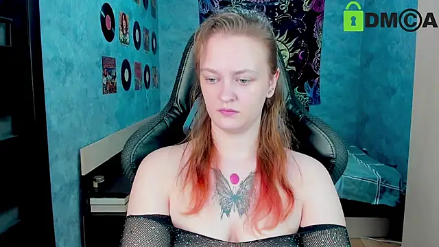 madness lia online show from 12-22-24, 05:45