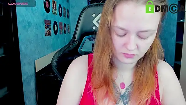 madness lia online show from 01-08-25, 02:46