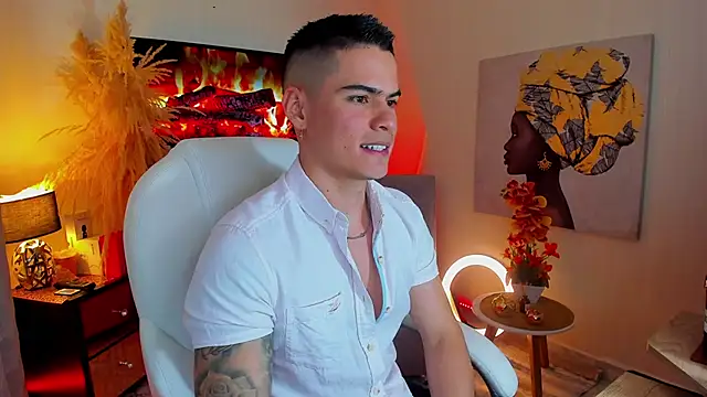 Matias Murrier online show from 02-07-25, 02:58