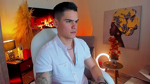 Matias Murrier online show from 03-13-25, 02:55