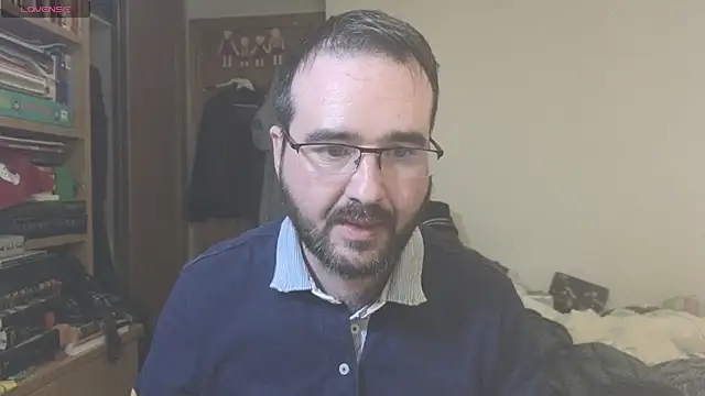 Snapshot of curiosillo83 chatting on 02-25-25, 03:38 curiosillo83 online show from 02-25-25, 03:38