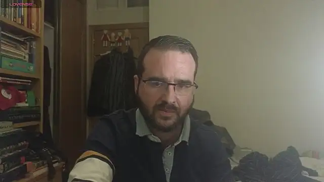 Snapshot of curiosillo83 chatting on 02-27-25, 07:47 curiosillo83 online show from 02-27-25, 07:47